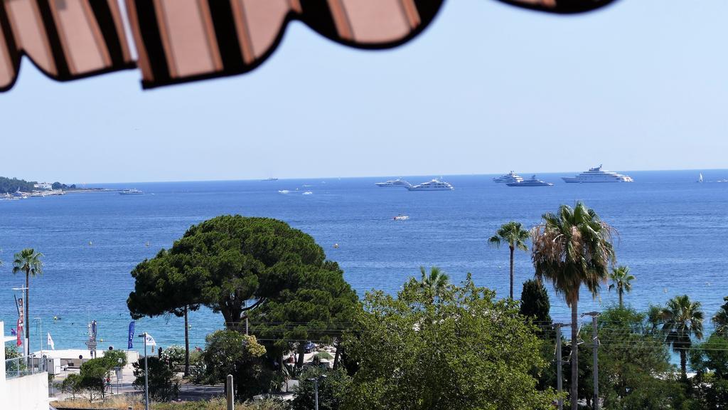 Bijou Plage Ζουάν λε Πιν Εξωτερικό φωτογραφία